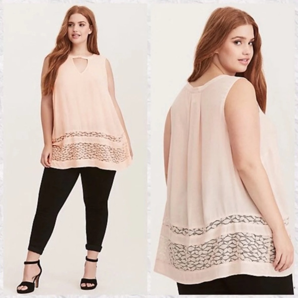 Torrid Lace Insert Gauze Cutout Neck Tank Top Size 0 Large